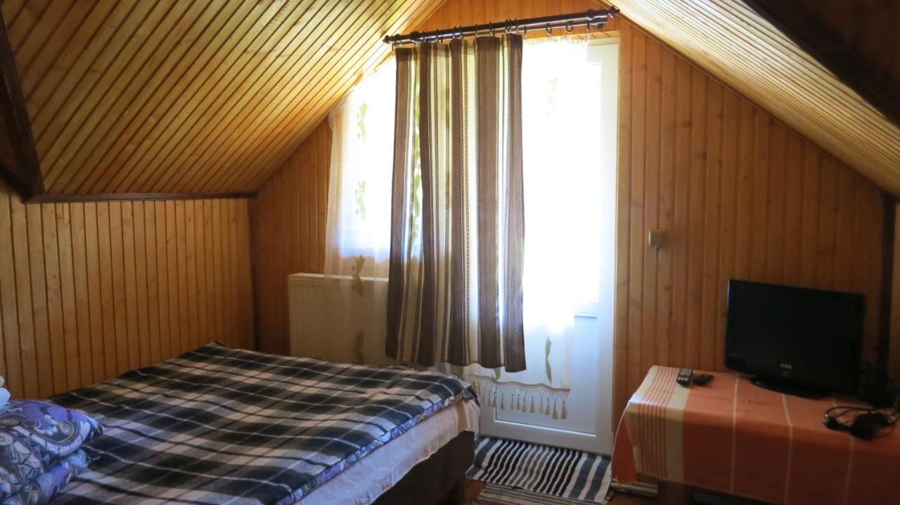 Cottage V Gorakh อีสกี ภายนอก รูปภาพ